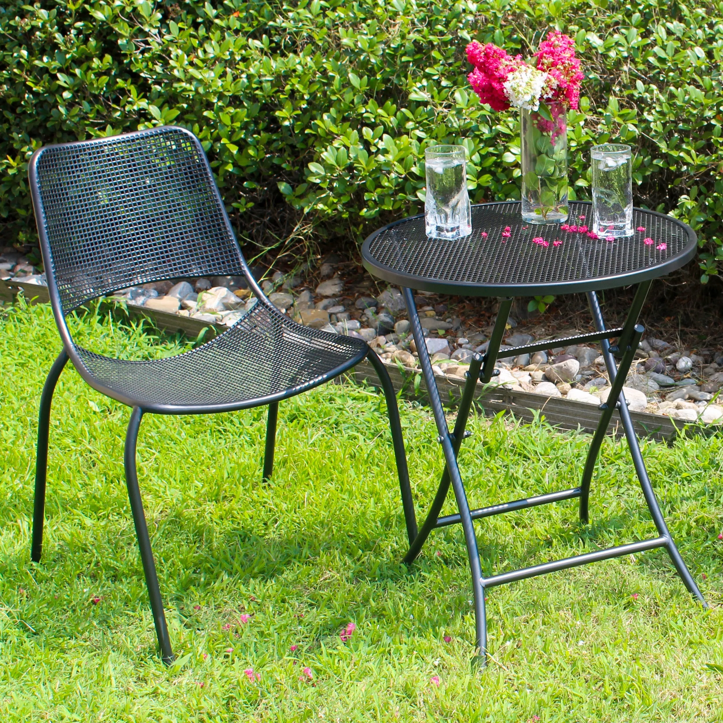 24" Round Folding Mesh Table
