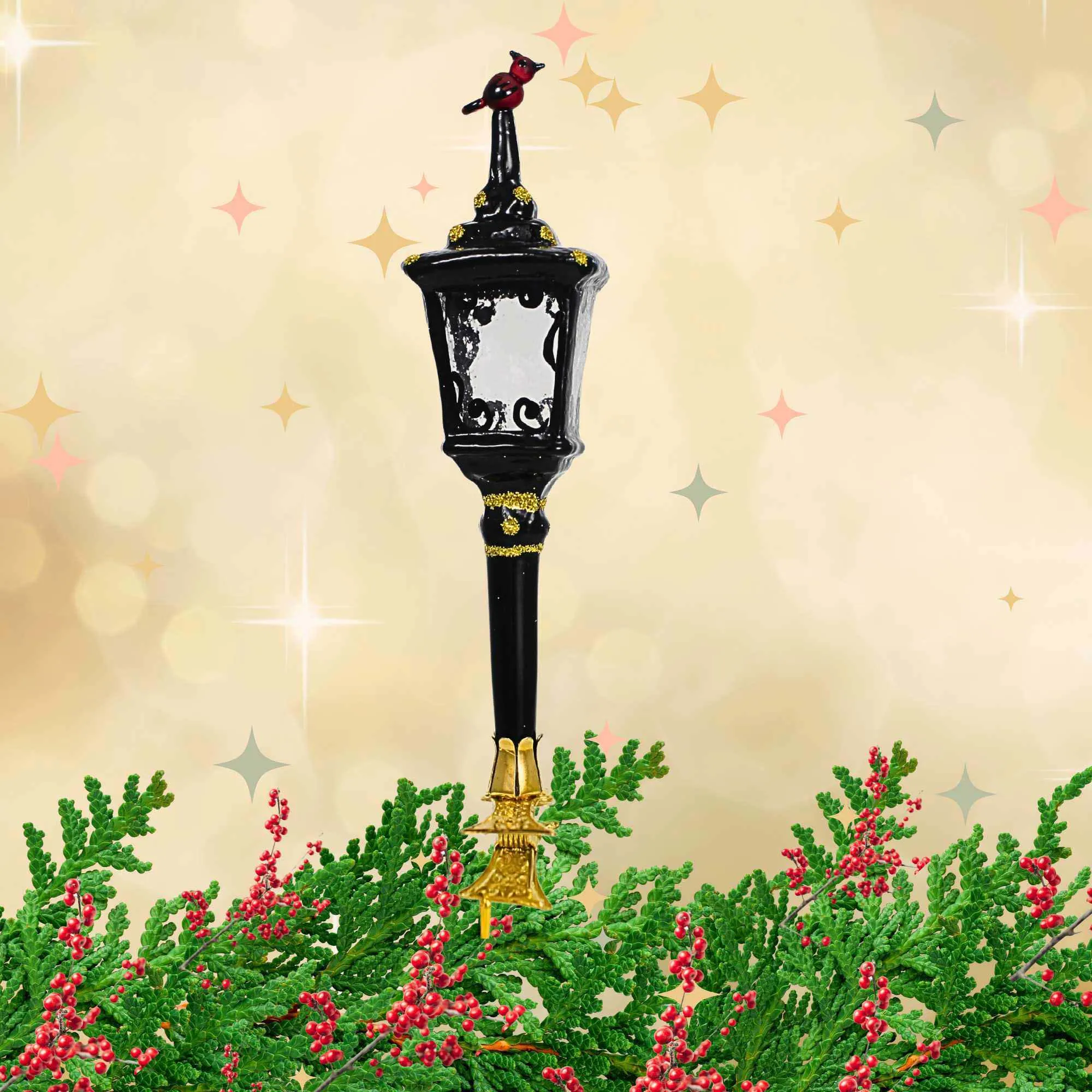 (64412) Cardinal On Lantern Clip On