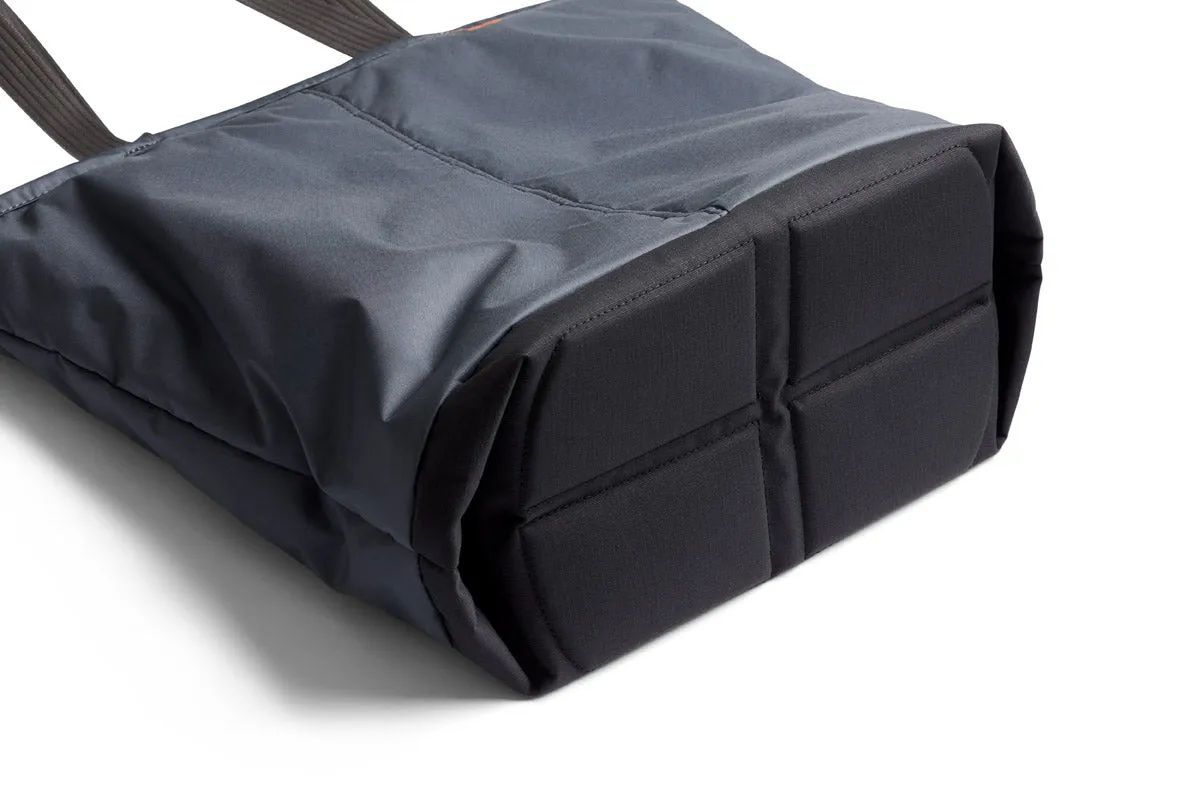 Bellroy Cooler Tote in Charcoal