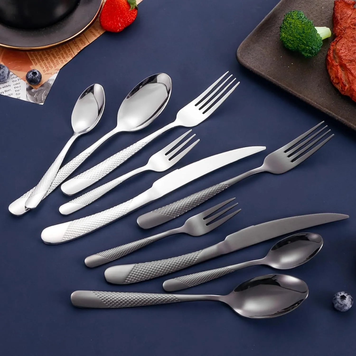 Black Hammered Flatware Set for 10 Rustproof Stainless Steel Silverware Cutlery 30 Pcs Dinner Knife Forks and Spoons Dinning Tableware Utensils for Home and Restaurant Lunch Dinner
