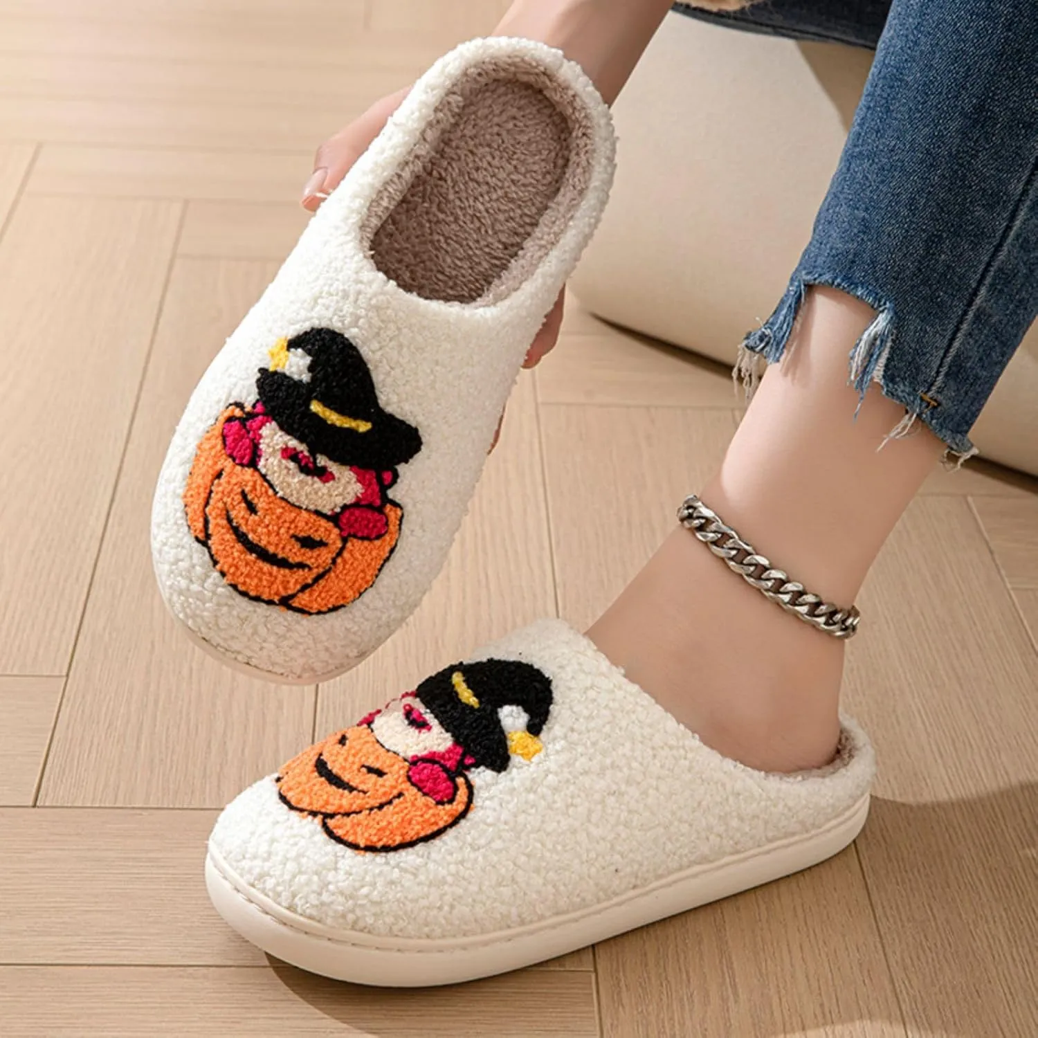 Cute Cat Slippers Strawberry Cherry Mushroom Slippers Evil Eye Blue Eye Slippers Smile Face Women's Men's Household Shoes Memory Foam Fluffy Couple Slippers Cloud Slip On Slippers