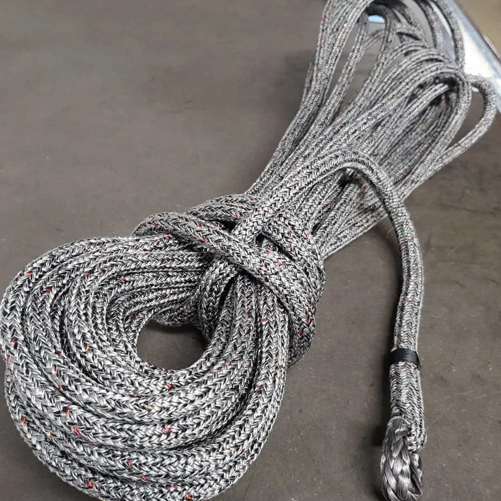 DX Cup - 8 mm (5/16 in) Dyneema SK78 core / Polyester cover, by Premium Ropes
