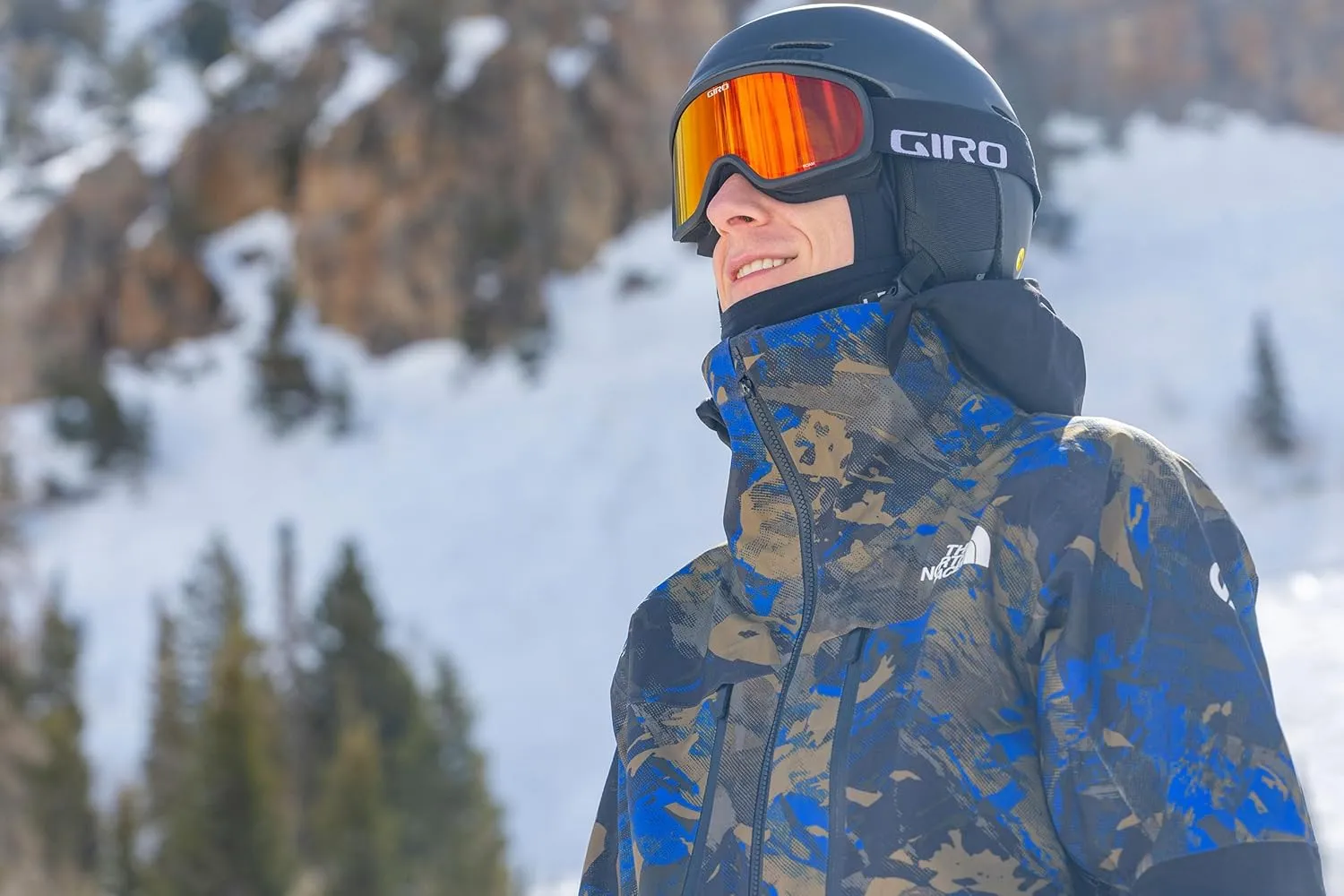 Giro Neo MIPS Asian Fit Ski Helmet - Snowboard Helmet for Men, Women & Youth