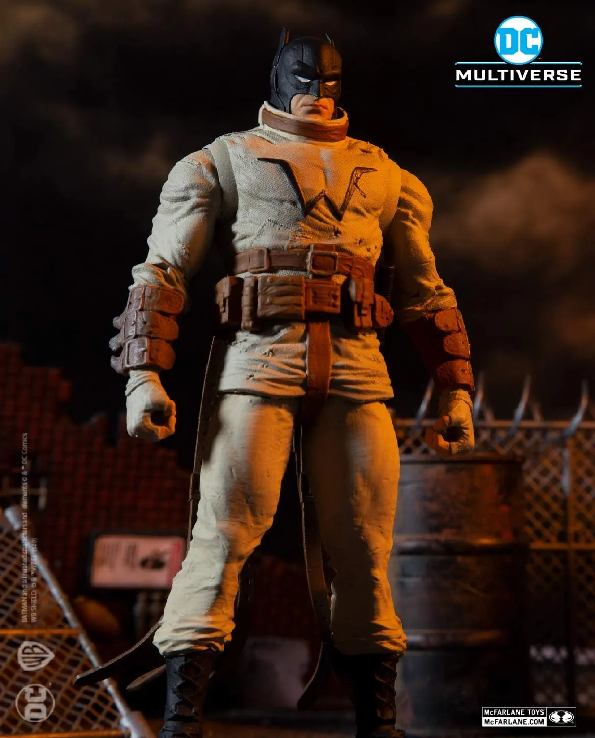 McFarlane Toys - DC Build-A 7 Figures Wave 3 - Last Knight On Earth - Batman