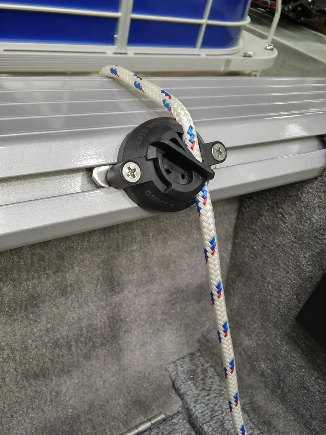 Quick Cleat No-Knot Fender Cleat for Gunnel Tracks (4ea), for 1/4" Rope