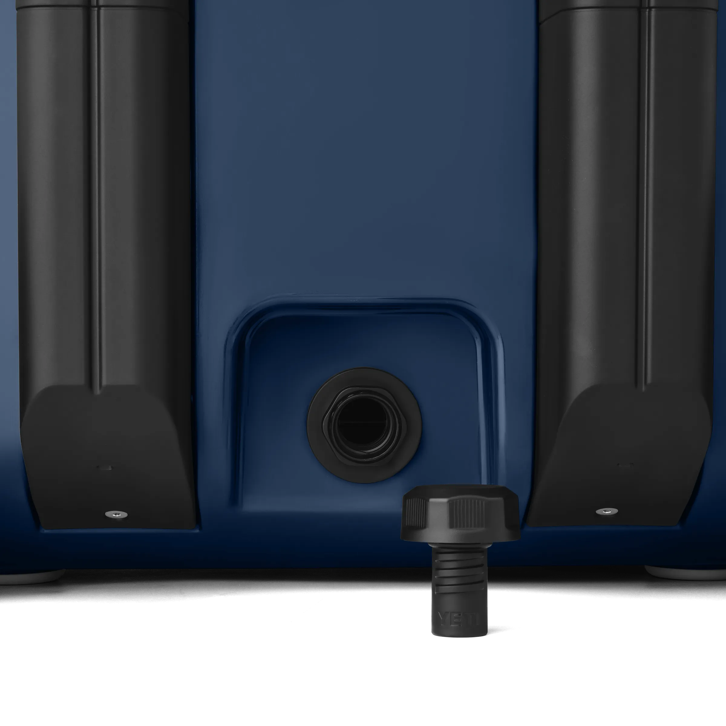Roadie® 32 Wheeled Cool Box