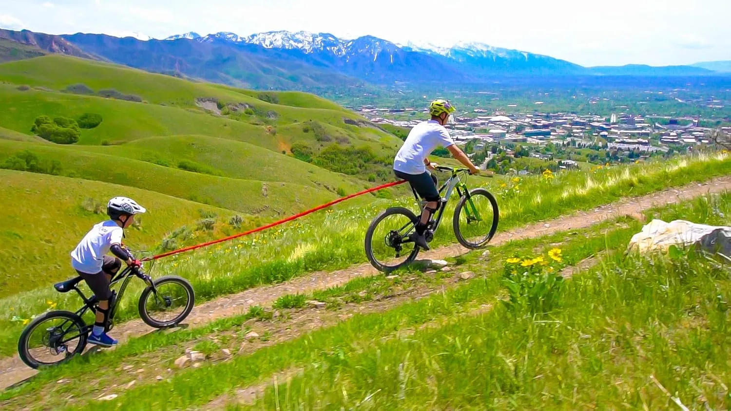 The Original Bike Bungee Tow Rope | MTB & Cycling Stretch Pull Strap for Riding Further with Your Friend, Child, Kids | Compatible with Any Bicycle