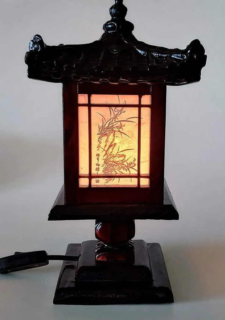 Traditional Korean Wood Lamp | Handmade Asian Oriental Table Lantern | Bedside Bedroom Accent Light | Unique Gift Idea | Hanok Design (Brown) (Pavilion)