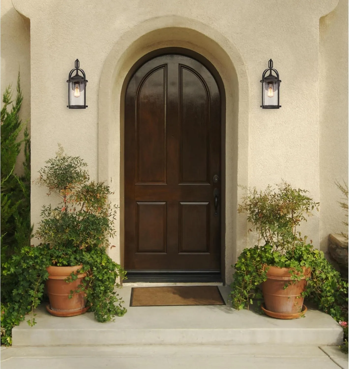 Westinghouse 6339300 Grandview One-Light Outdoor Wall Fixture, Oil Rubbed Bronze Finish with Highlights and Clear Seeded Glass, Black