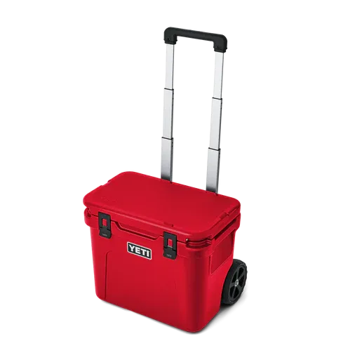 Yeti Roadie 32 Wheeled Hard Cooler - Red