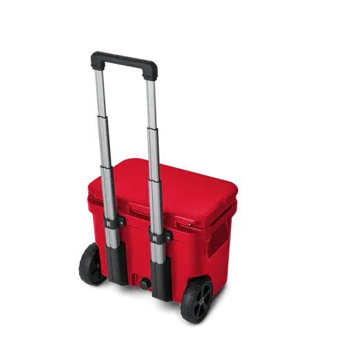 Yeti Roadie 32 Wheeled Hard Cooler - Red